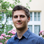 Adrian Kolata, Studierender Diplomstudiengang Verwaltungsinformatik beim ITZBund (Quelle: privat) Adrian Kolata, Studierender Diplomstudiengang Verwaltungsinformatik beim ITZBund
